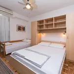 By The Sea Brist, Makarska - 15714 * 波达卡